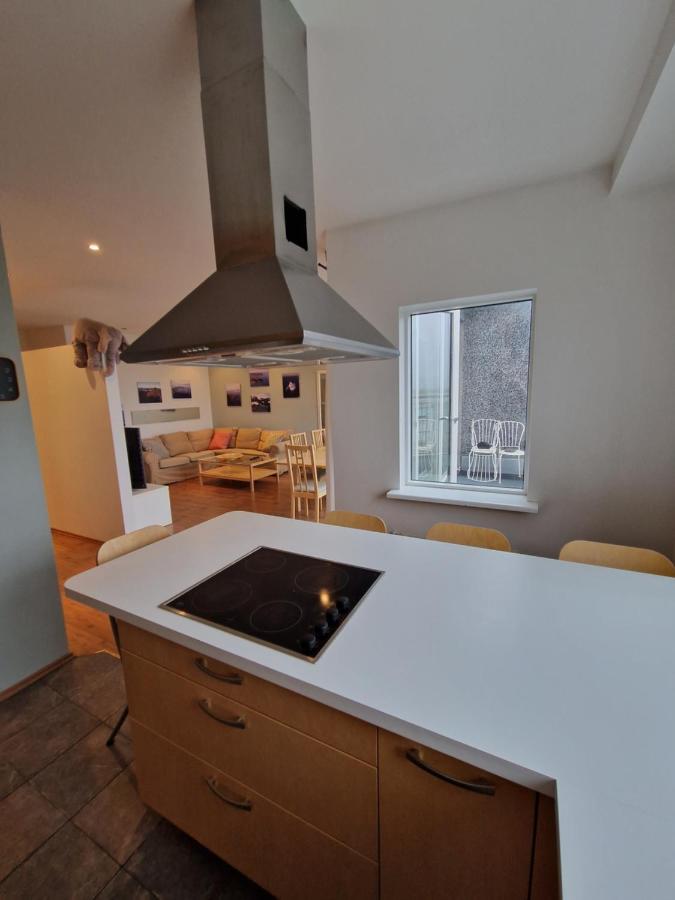 Eyjasol Apartments Reykjavík Buitenkant foto