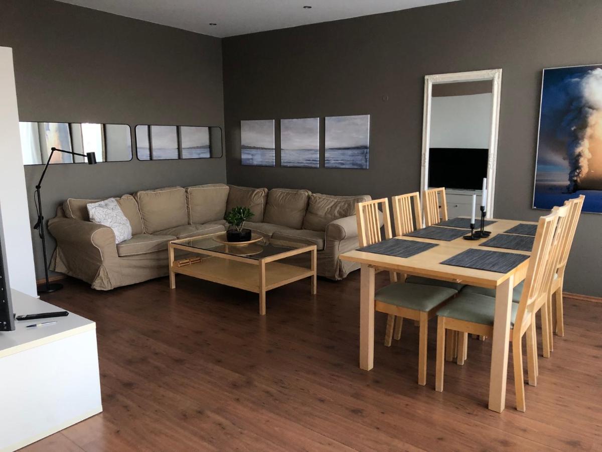 Eyjasol Apartments Reykjavík Buitenkant foto