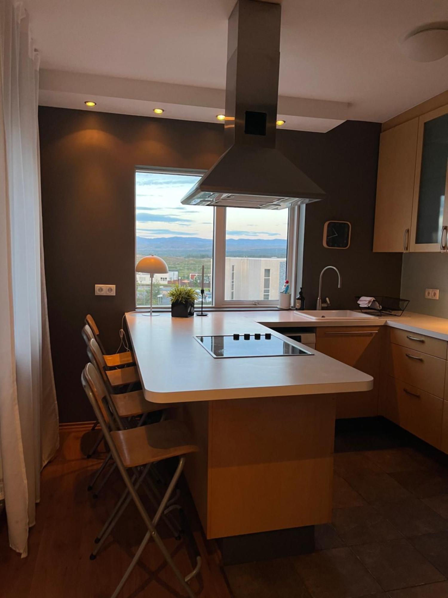 Eyjasol Apartments Reykjavík Buitenkant foto