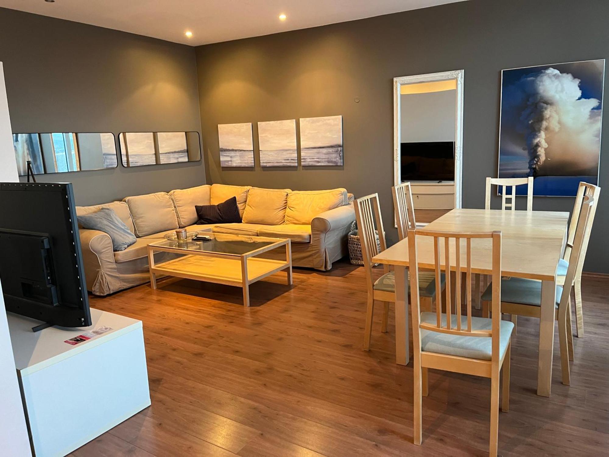 Eyjasol Apartments Reykjavík Buitenkant foto